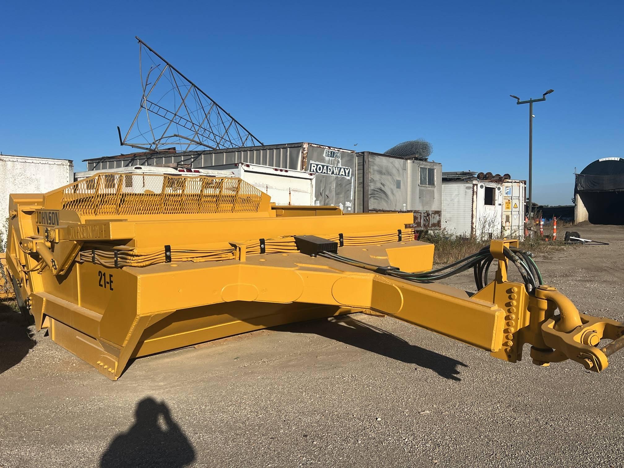Johnson  21E Pull  Scraper