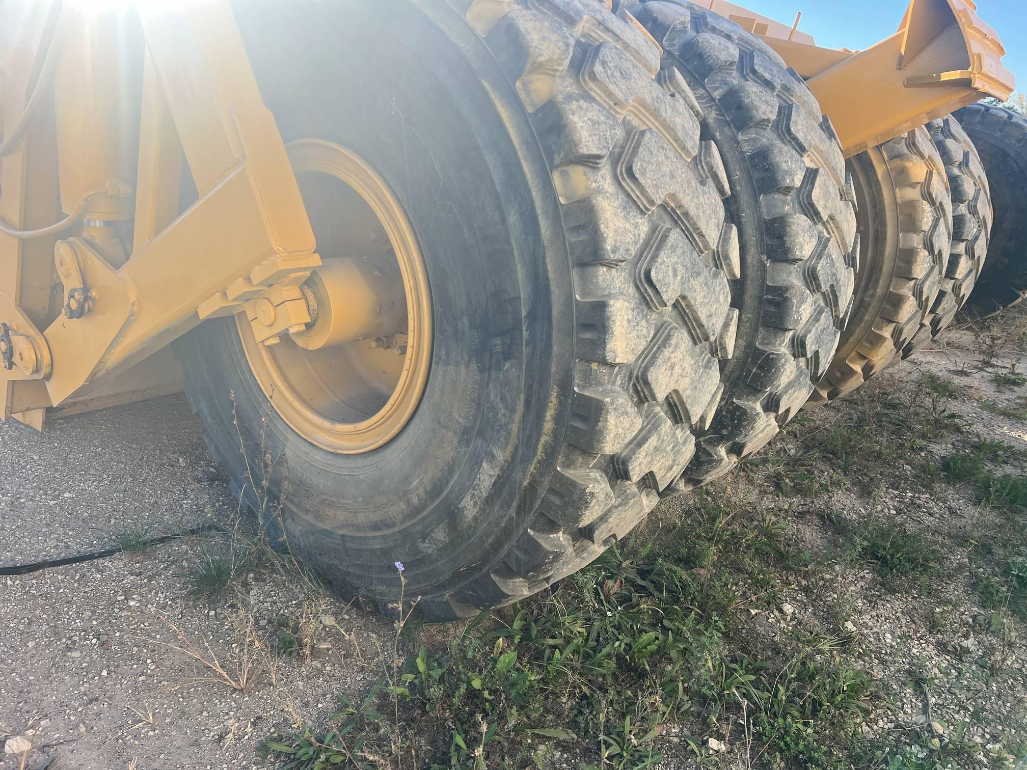 Johnson  21E Pull  Scraper