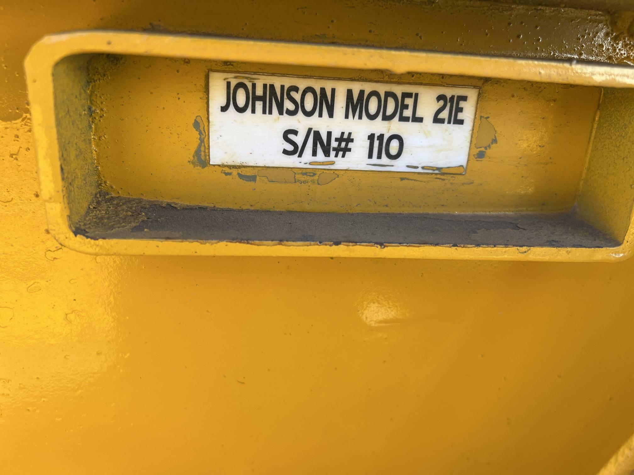 Johnson  21E Pull  Scraper
