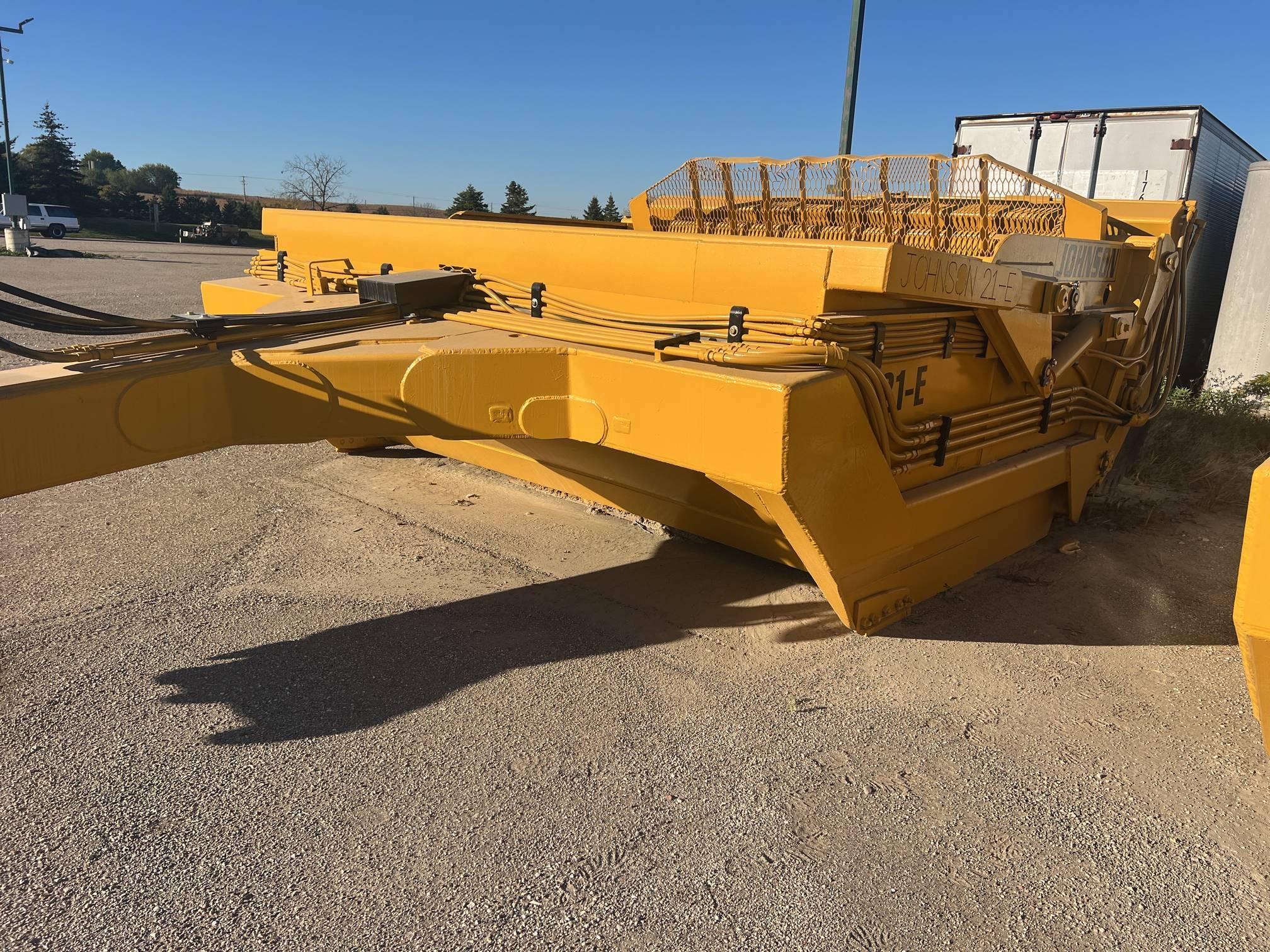 Johnson  21E  Pull Scraper