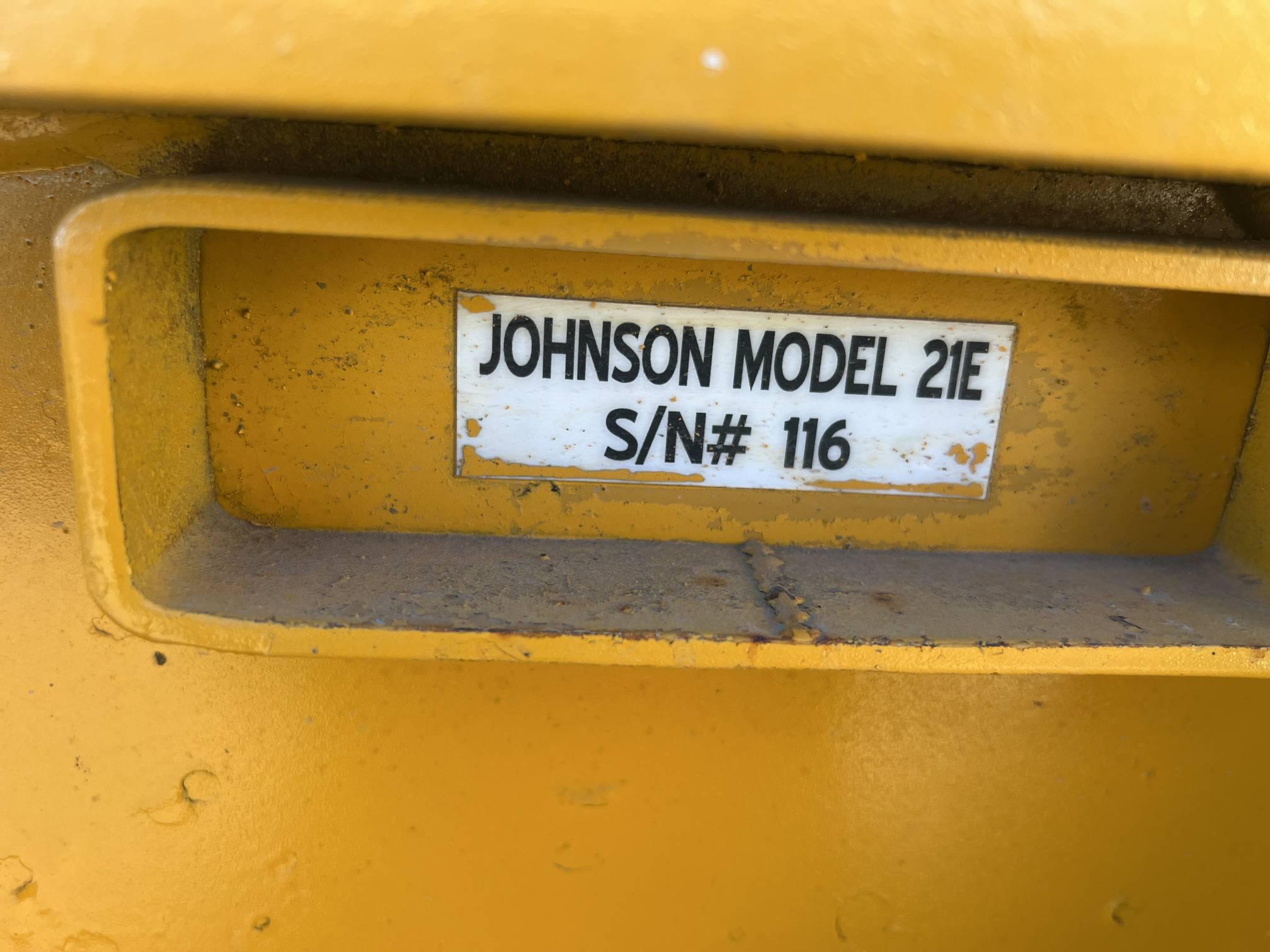 Johnson  21E  Pull Scraper
