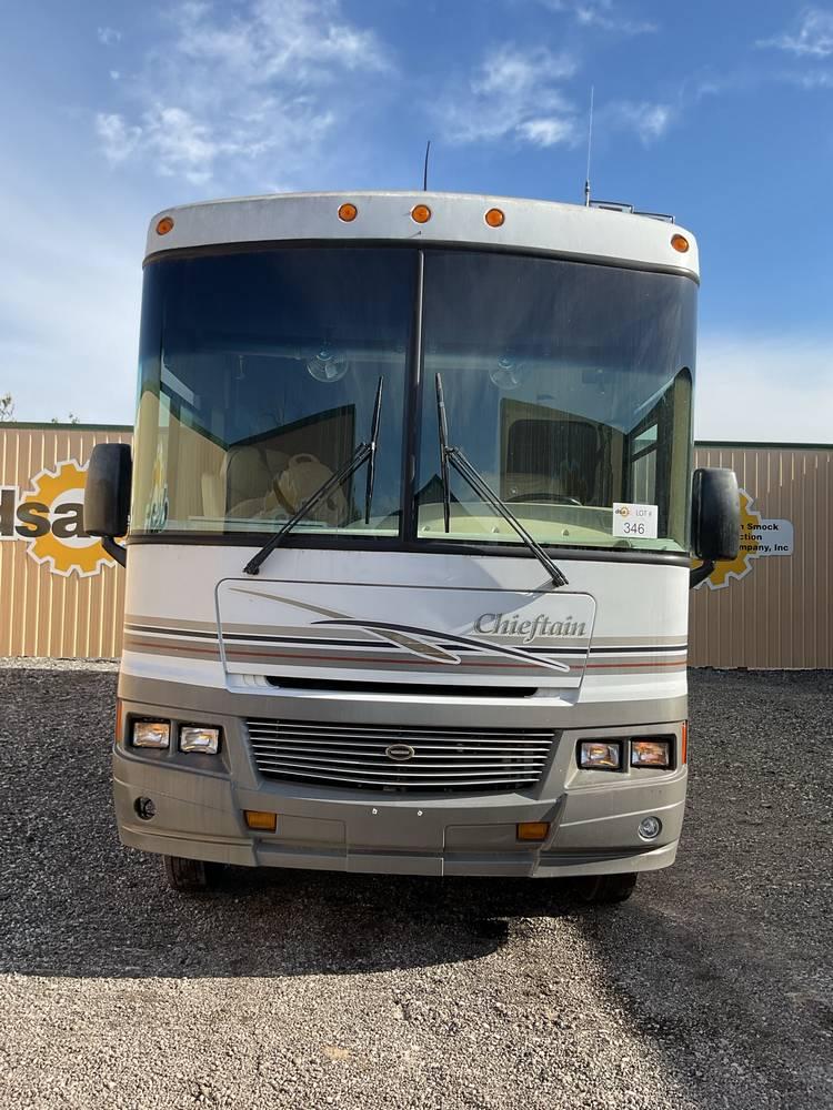 2002  Winnebago  Chieftain  Motorhome