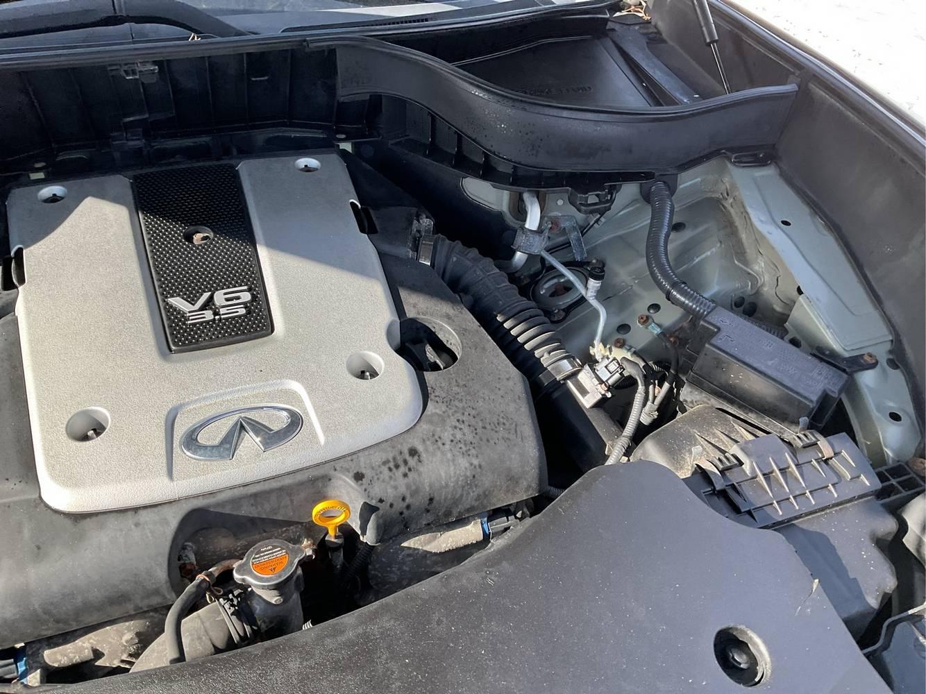 2009  Infiniti  FX35  SUV