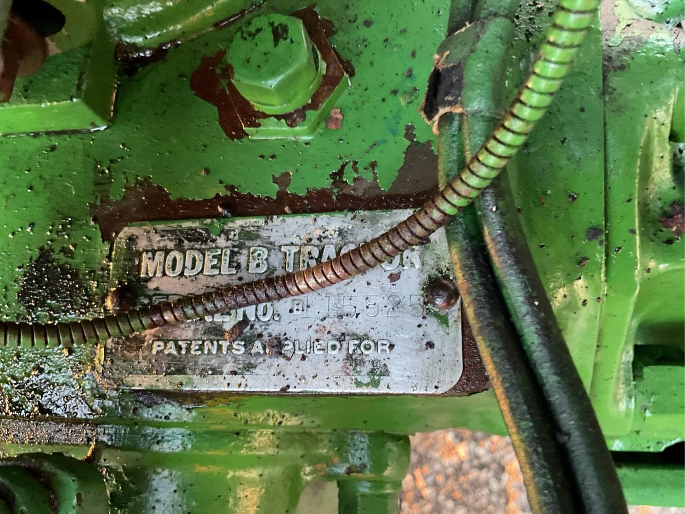 1951  John Deere  B  Ag Tractor