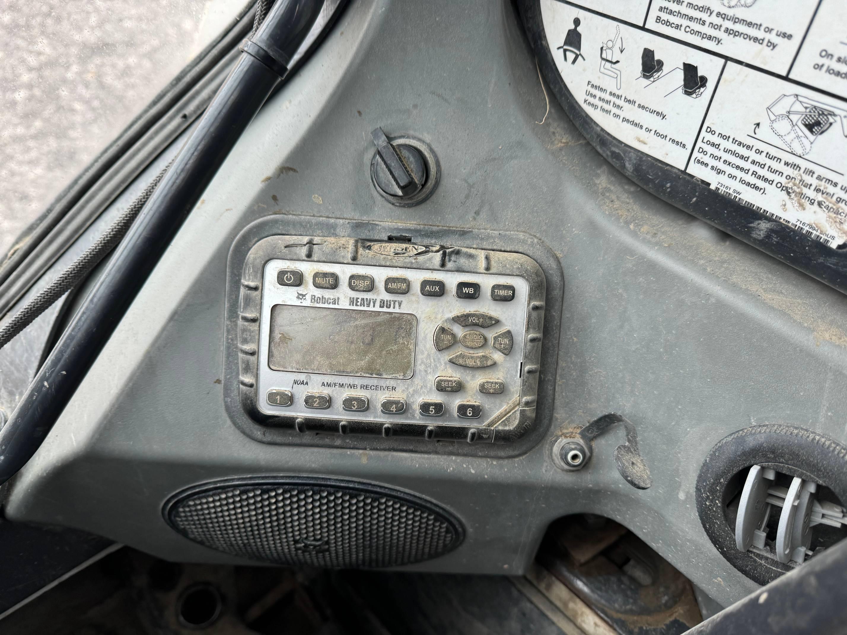 2014  Bobcat  T770  Rubber Track Skid Loader