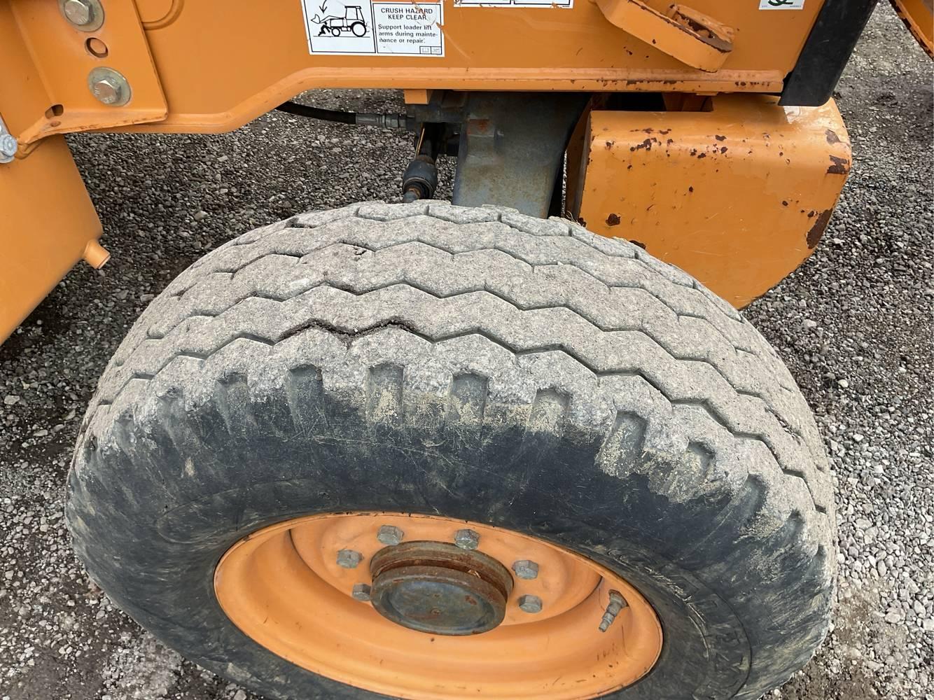 Case  580N EP  Loader Backhoe