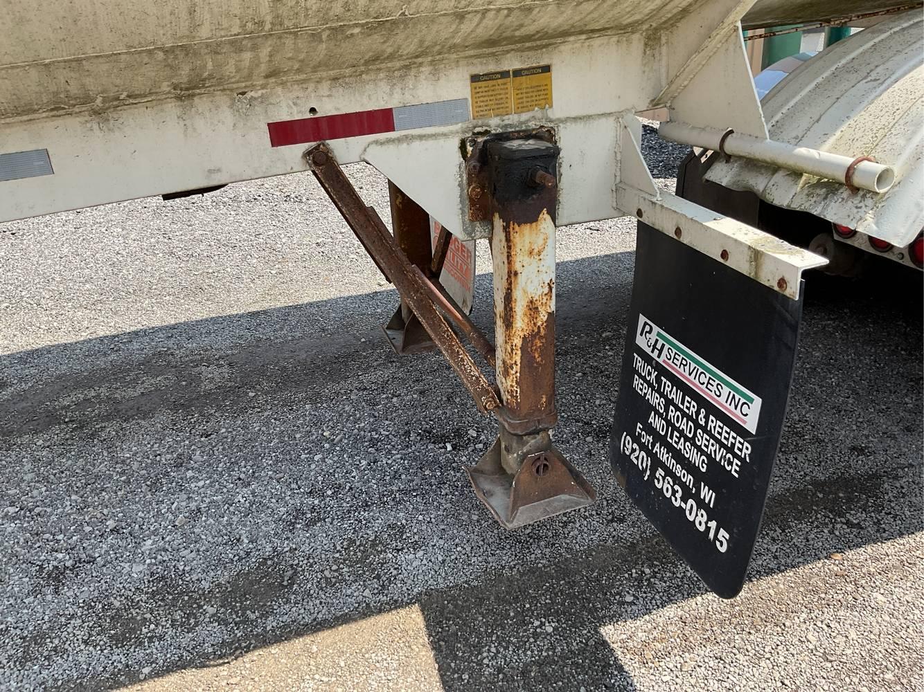 1988  Polar  Tanker Trailer