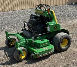 John Deere  652R QT  Stand On Mower