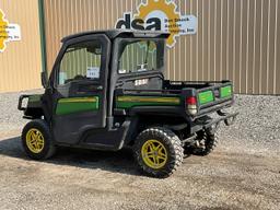 John Deere  XUV835M  Gator