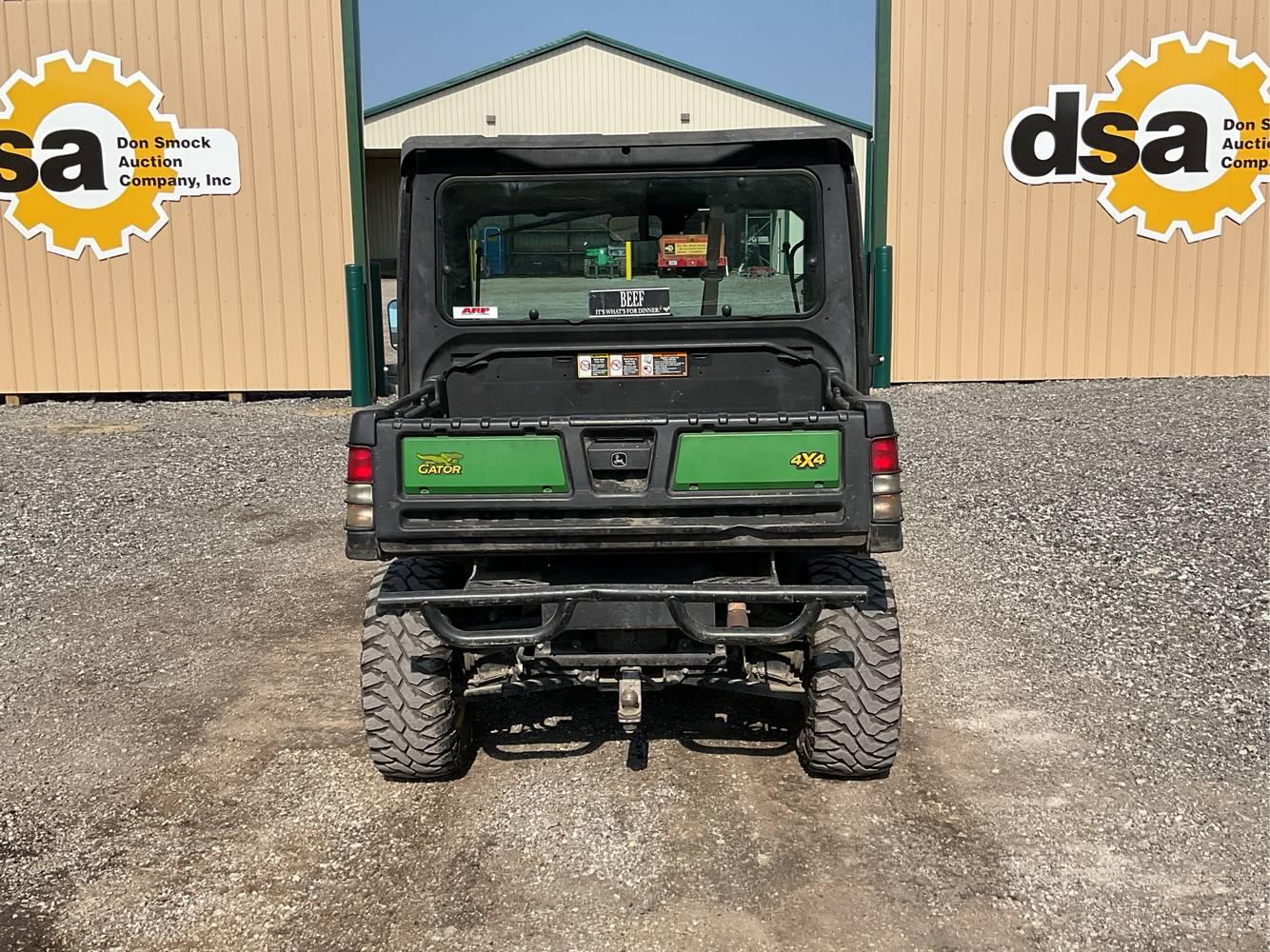John Deere  XUV835M  Gator