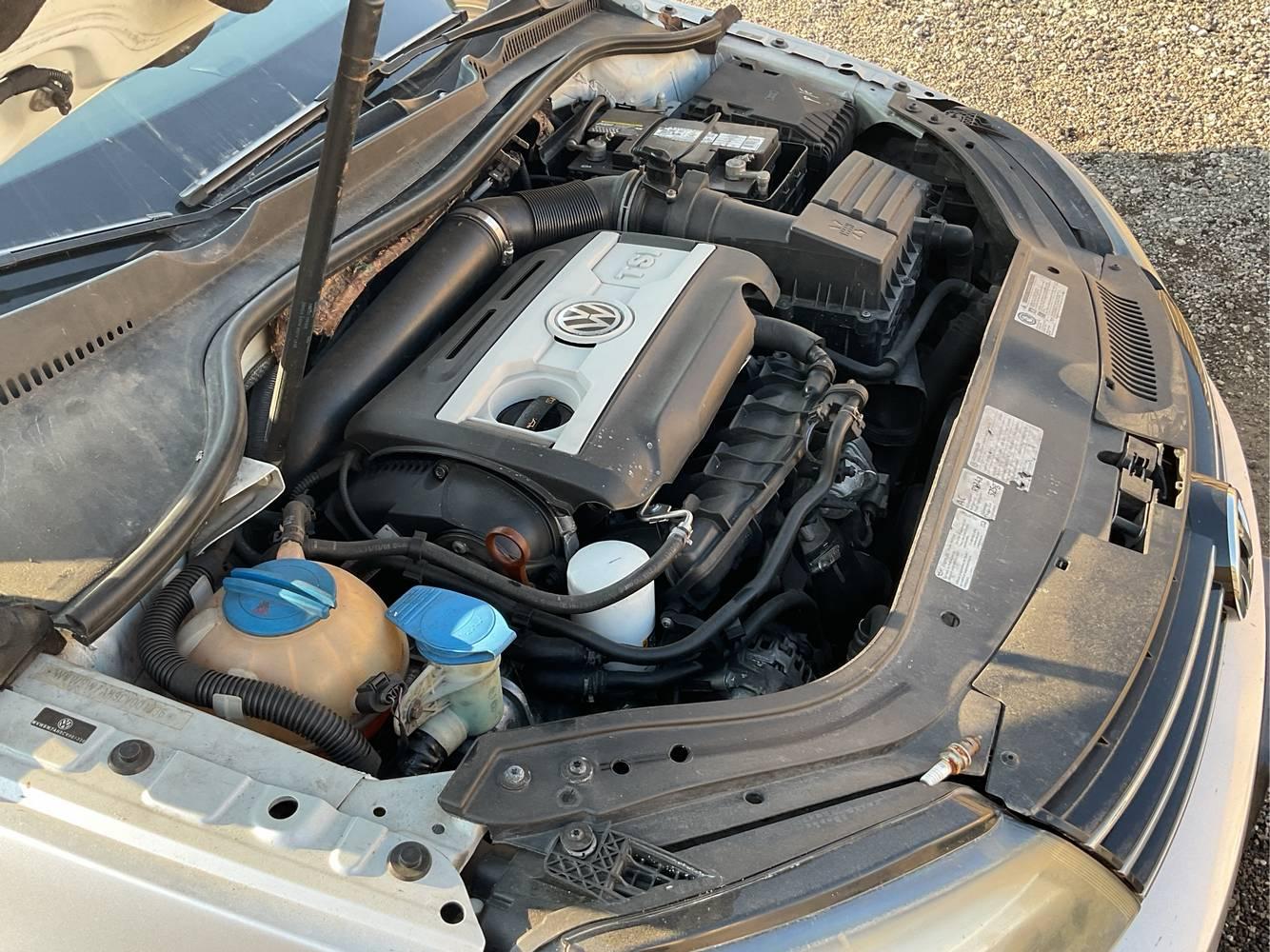 2012  Volkswagon  EOS  Car