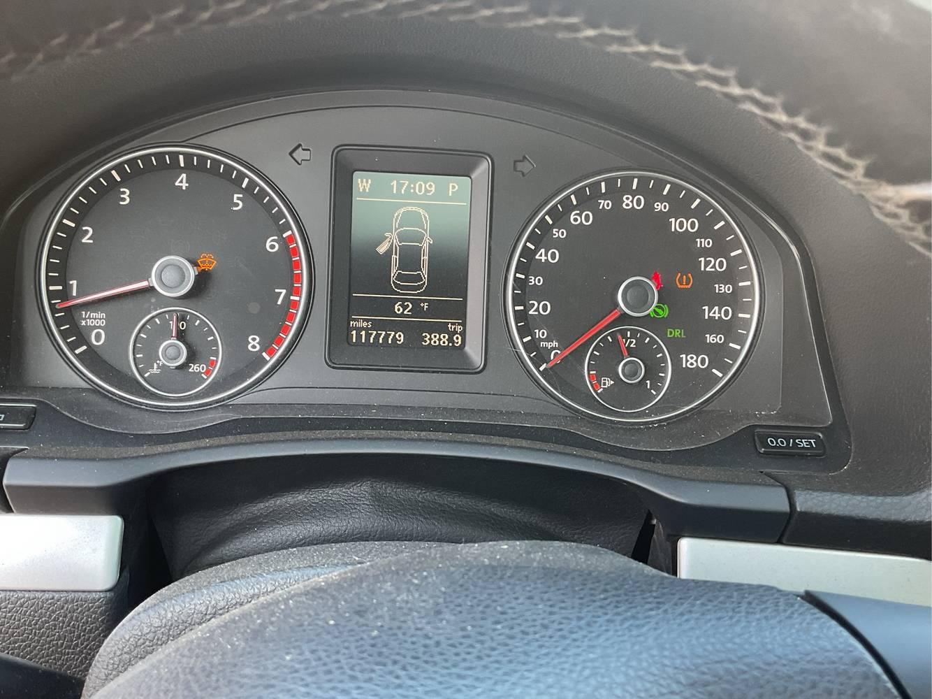 2012  Volkswagon  EOS  Car
