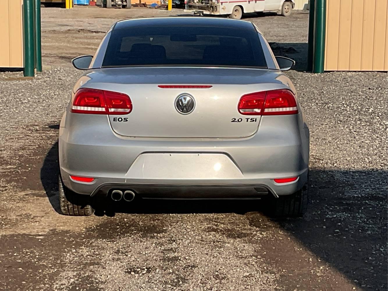 2012  Volkswagon  EOS  Car