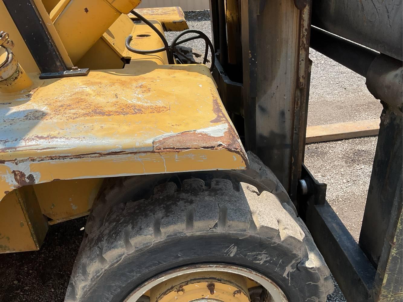 Clark  C500YS 25,000#  Rough Terrain Forklift