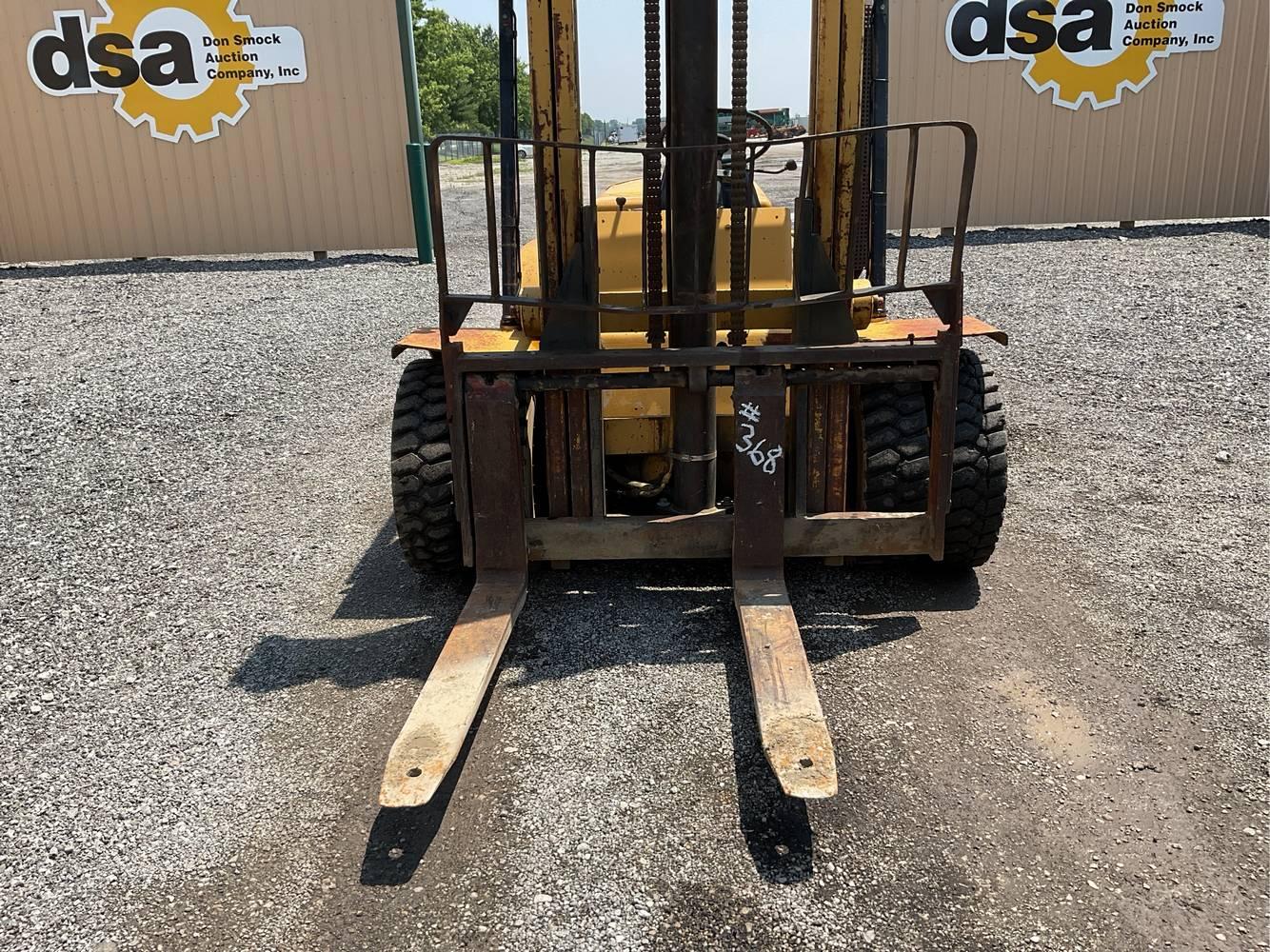 Hyster  130 Challenger  Rough Terrain Forklift