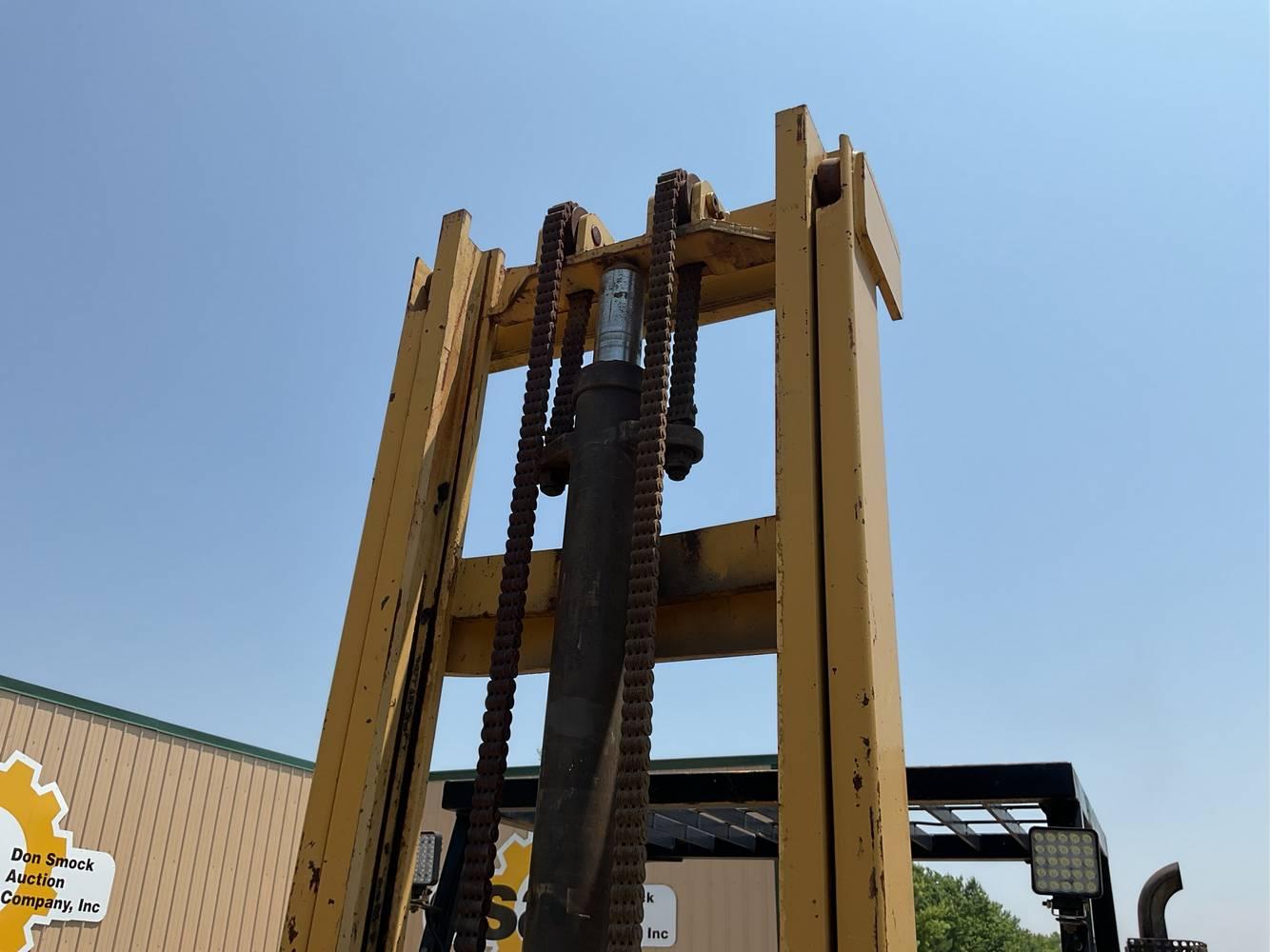 Hyster  130 Challenger  Rough Terrain Forklift