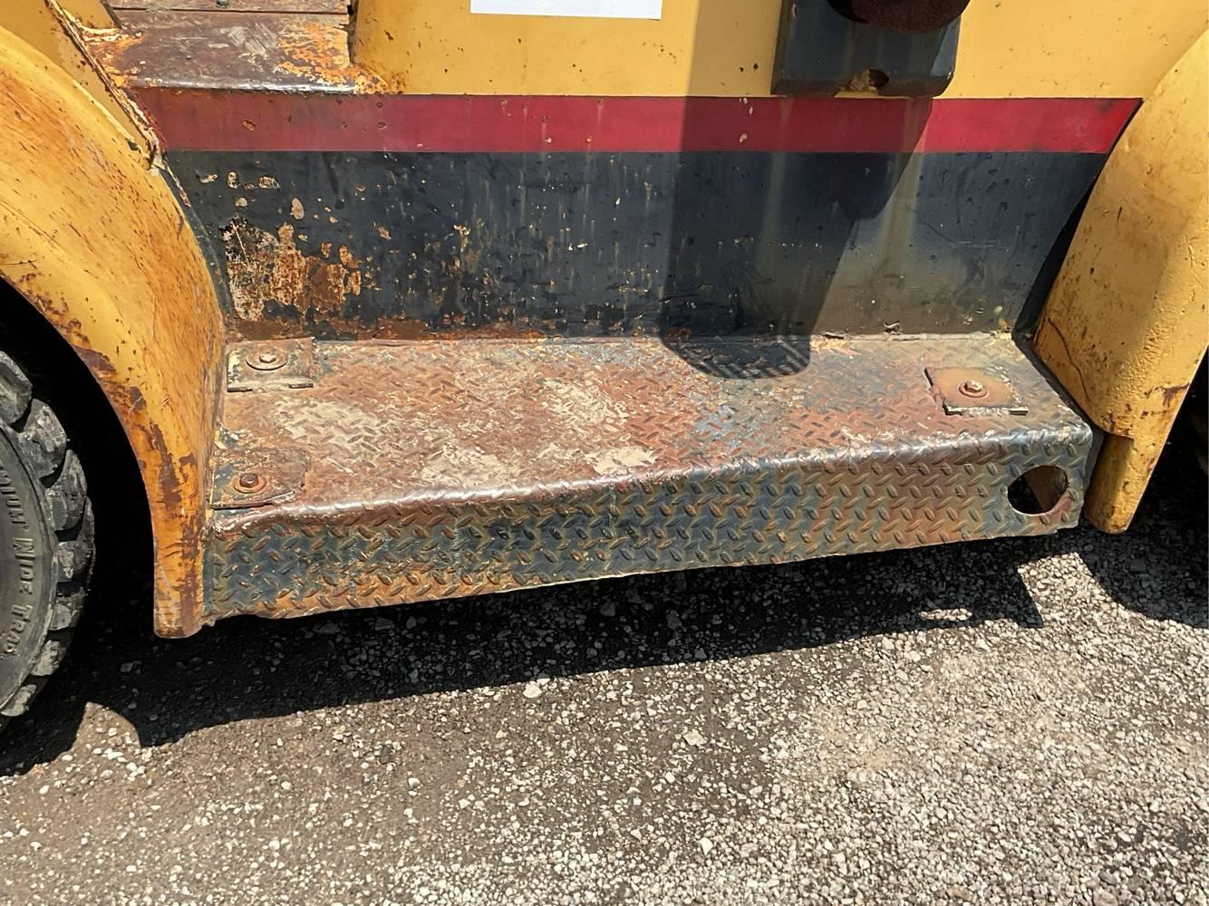 Hyster  130 Challenger  Rough Terrain Forklift