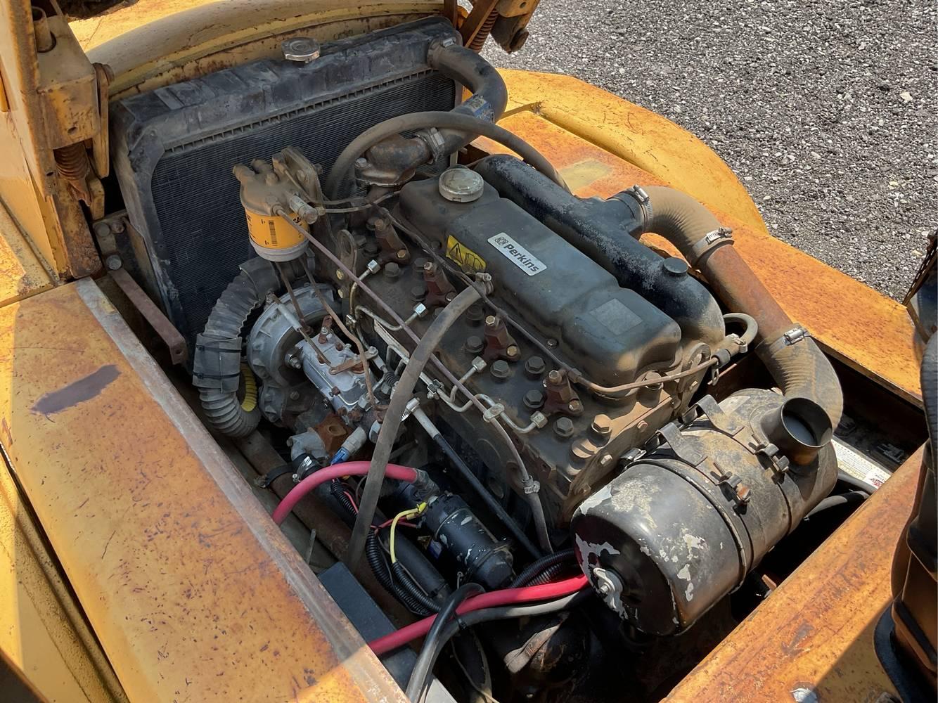 Hyster  130 Challenger  Rough Terrain Forklift