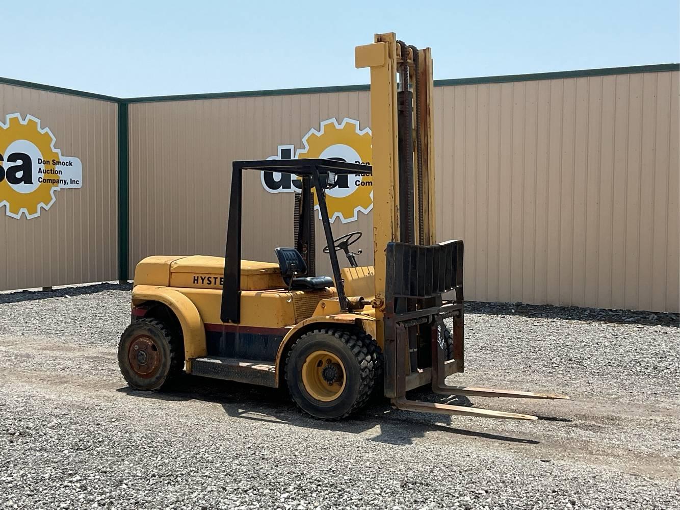 Hyster  130 Challenger  Rough Terrain Forklift