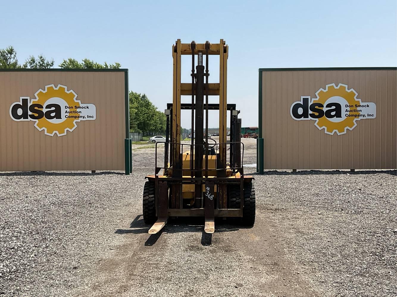 Hyster  130 Challenger  Rough Terrain Forklift