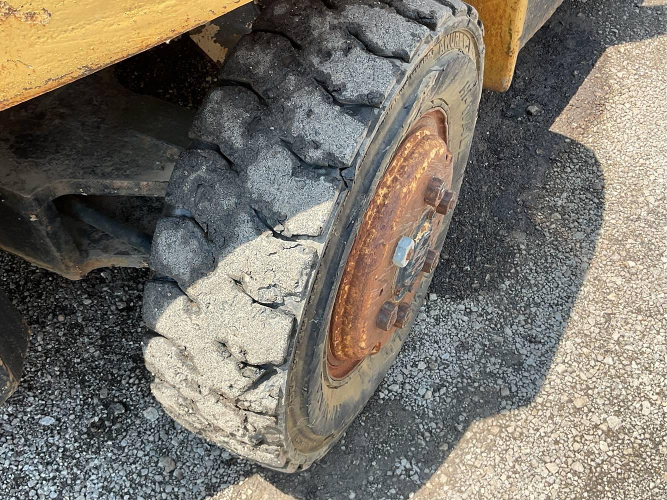 Hyster  130 Challenger  Rough Terrain Forklift