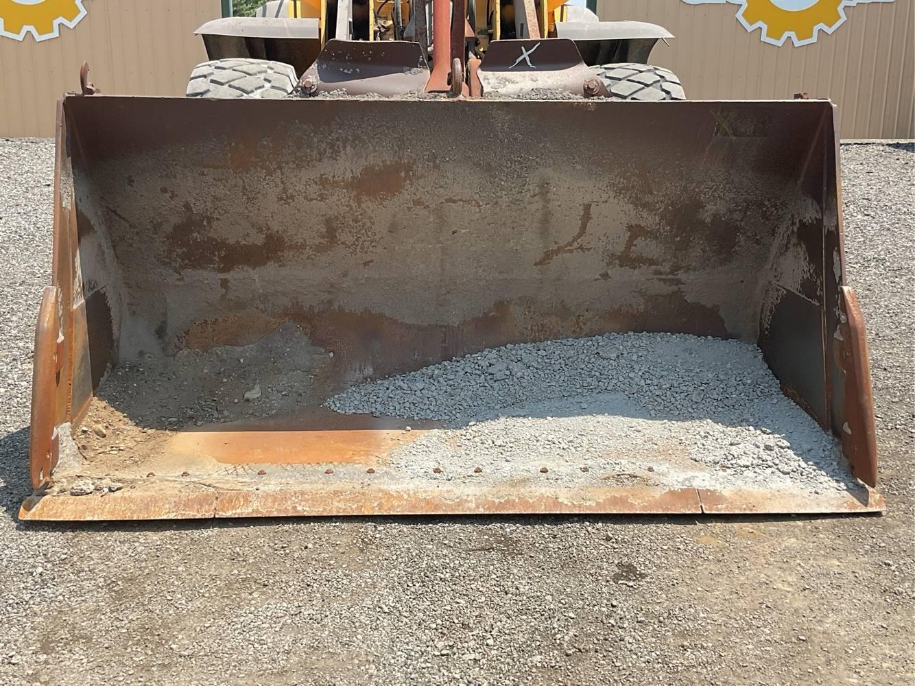 Volvo  L110E  Rubber Tired Loader