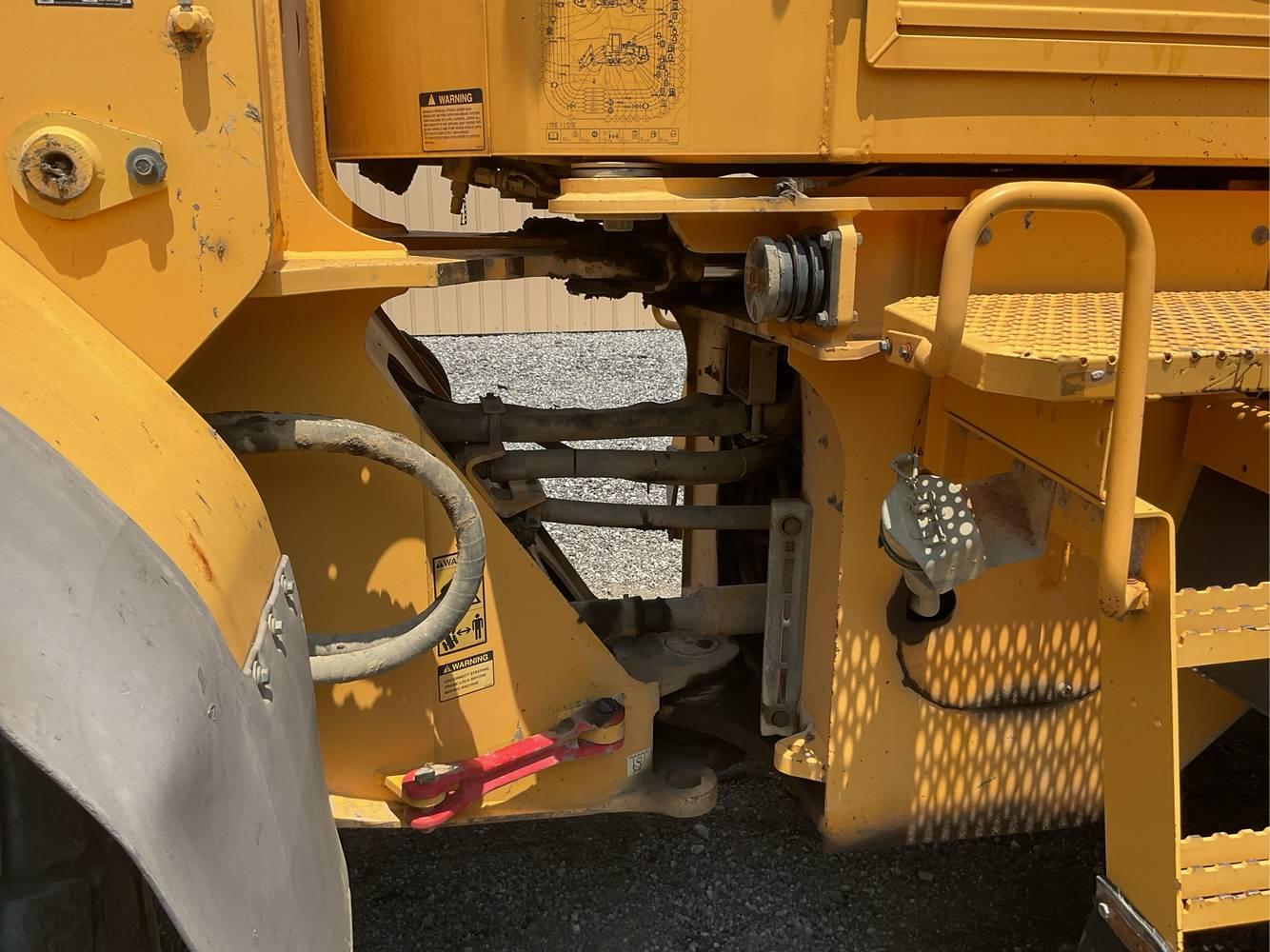 Volvo  L110E  Rubber Tired Loader