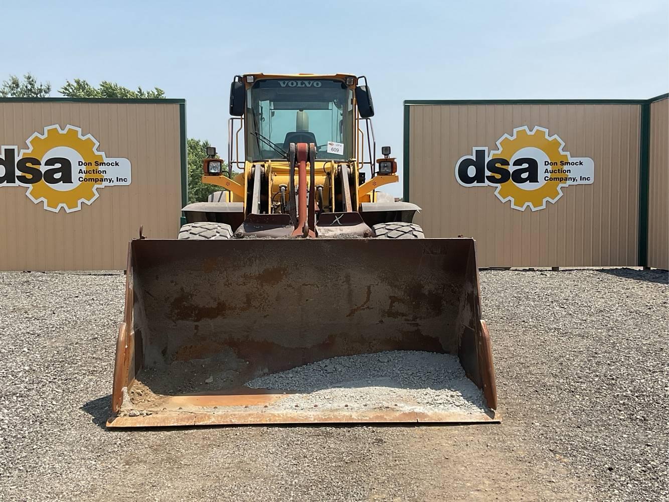 Volvo  L110E  Rubber Tired Loader