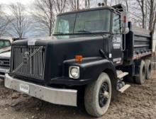 2001 Volvo WG Dump Truck