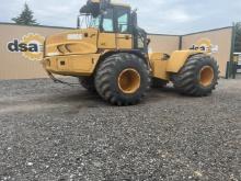 Bell 4206D Tractor