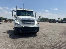 2005 Freightliner Columbia Day Cab Truck Tractor