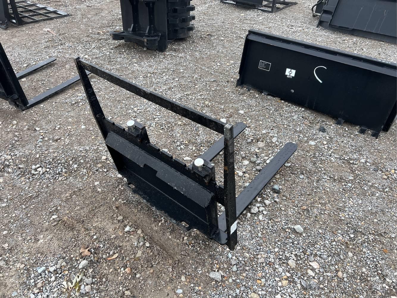 Unused Mini Skid Loader 29” Pallet Forks
