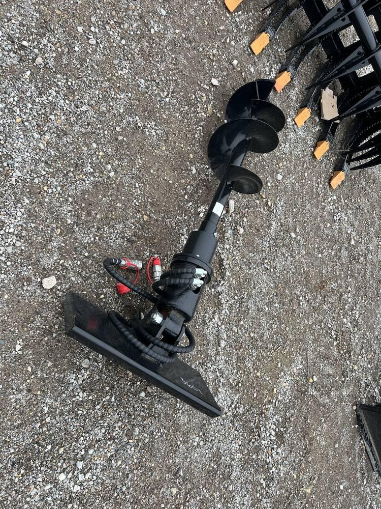 Unused 2025  GIYI   Mini Skid Loader Post Hole Auger