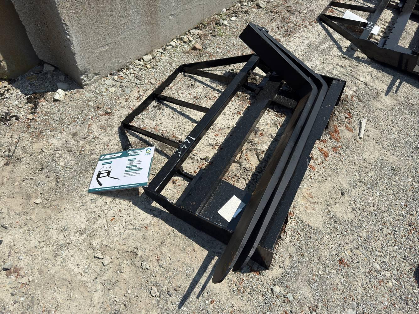 New Unused 2025  AGT   SAII100  Pallet Forks