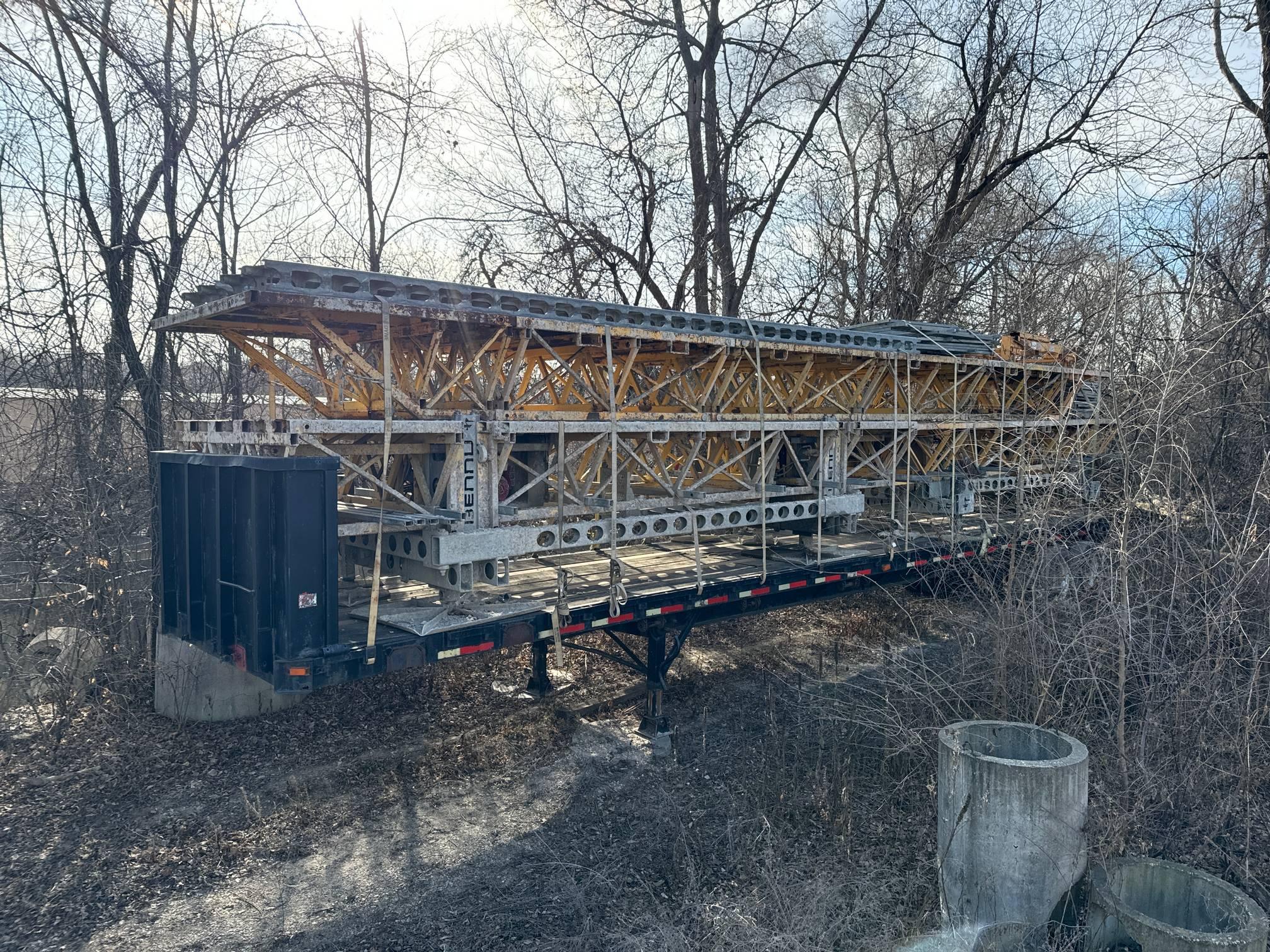 Bennu Self Rising Hydraulic Scaffolding