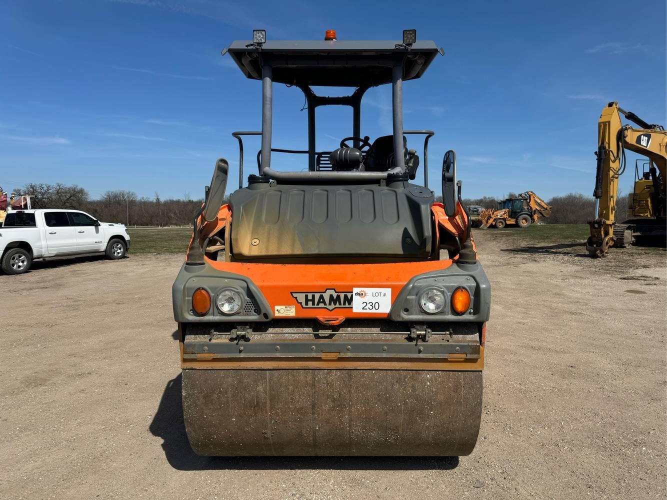 Hamm  HD+110   Smooth Double Drum Roller