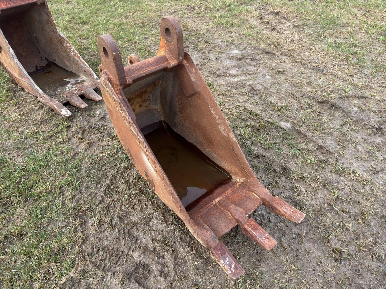 16” Backhoe Bucket