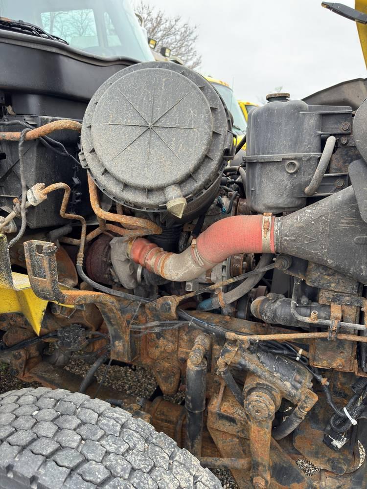 2007 International 7400 Dump Truck