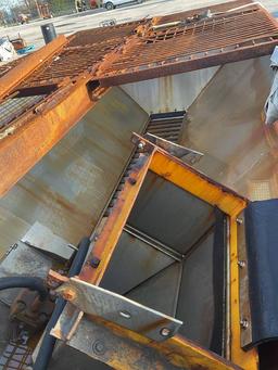 2004 Henderson FSH 13' Salt Spreader