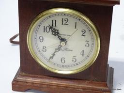SETH THOMAS ELECTRONIC ALARM CLOCK. MEASURES 7"T X 5.25"W
