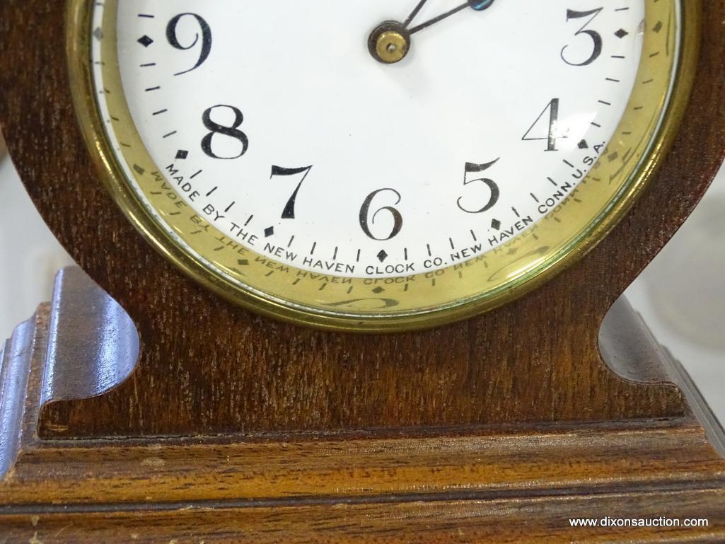 NEW HAVEN MINI SHELF ROUND TOP 8-DAY CLOCK MEASURES 6.5"T X 6"W RETAIL PRICE $350