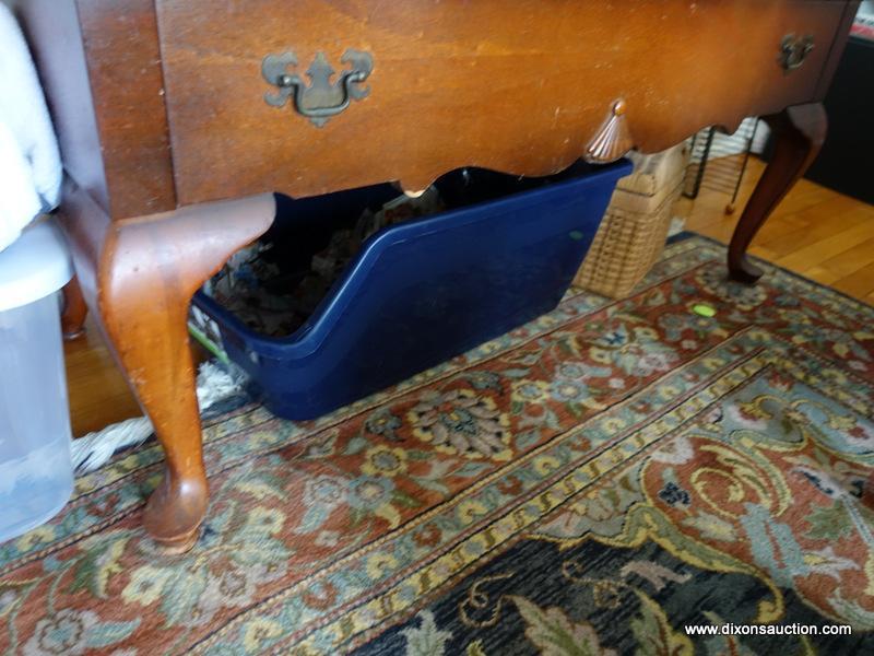 (LR) VINTAGE LANE MAHOGANY QUEEN ANNE CEDAR CHEST WITH LOWER DRAWER AND SHELL CARVED CENTER- DRAWER