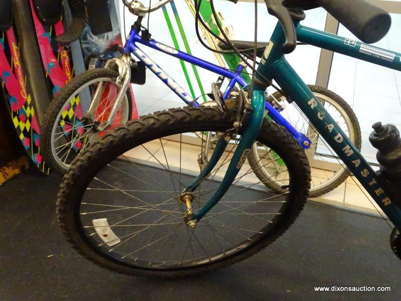 ROADMASTER BIKE; TURQUOISE MENS 26 IN DIA SPE15 CHROMIUM EDITION MOUNTAIN BICYCLE WITH A SADDLE SEAT