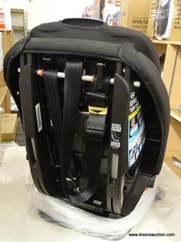 GRACO CAR SEAT; GRACO 4EVER DLX, 4 IN 1 CAR SEAT. INFANT TO TODDLER CAR SEAT THAT HAS 4 DIFFERENT