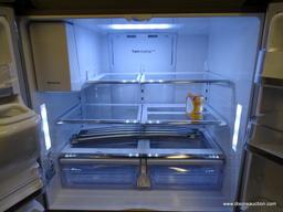 SAMSUNG 4-DOOR FLEX 22.6-CU FT 4-DOOR COUNTER-DEPTH FRENCH DOOR REFRIGERATOR WITH ICE MAKER