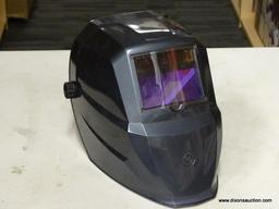 (R6) KOBALT WELDING HELMET; AUTO DARKEN WELDING HELMET WITH OPTICAL CLARITY LARGE LENS AND