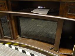(R1) SCOTT LIVING CONCAVE MEDIA MANTEL WITH 26 IN INFRARED QUARTZ ELECTRIC FIREPLACE (5,200 BTU'S
