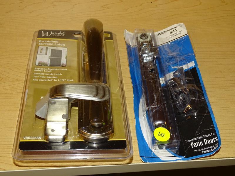 (R5) 2 PIECE LOT TO INCLUDE A BARTON KRAMER PATIO DOOR LOCK SET IN CHROME AND A WRIGHT PRODUCTS