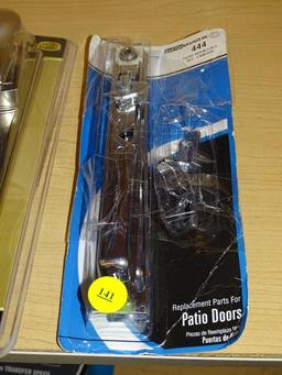 (R5) 2 PIECE LOT TO INCLUDE A BARTON KRAMER PATIO DOOR LOCK SET IN CHROME AND A WRIGHT PRODUCTS