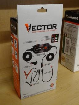 (R5) VECTOR 6-12 VOLT, 1.5A BATTERY CHARGER & MAINTAINER. MODEL NO. BM315V. COMES IN OPENED BOX.